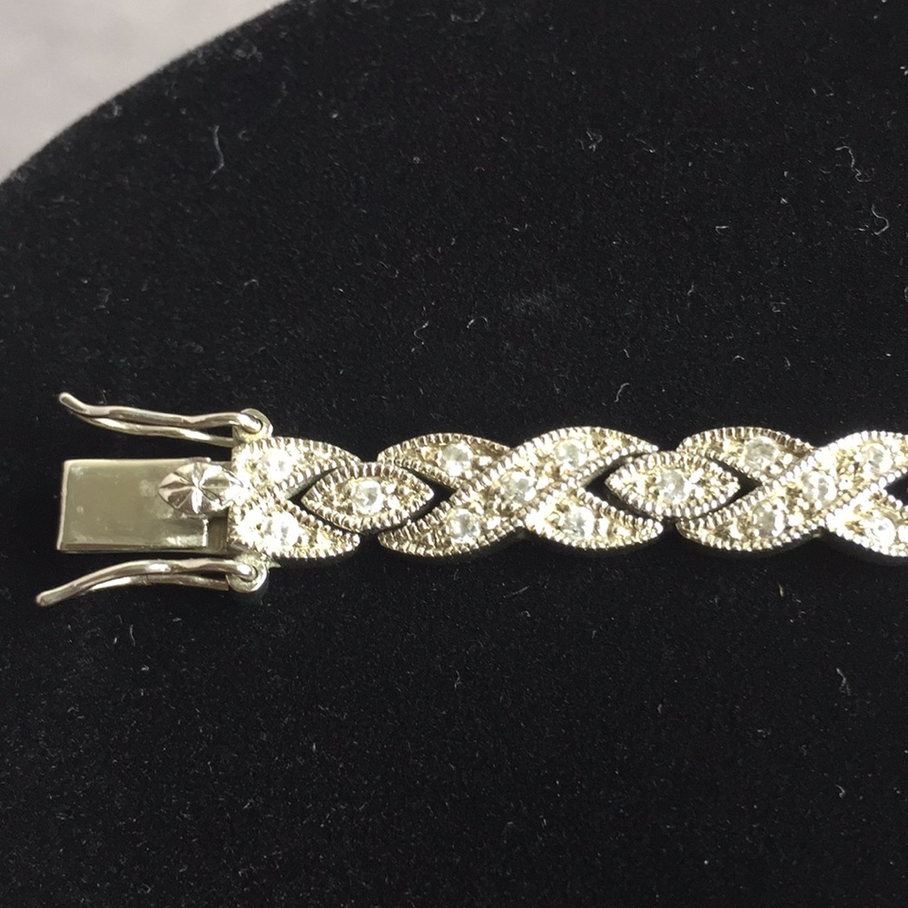 Beautiful sterling silver Rhinestone bracelet - Picture 3 of 5